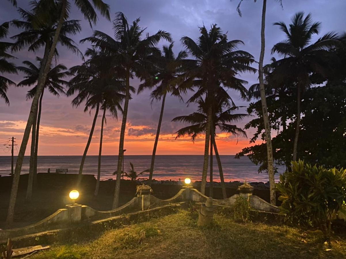 Vila Vibes Beach House Varkala Exteriér fotografie