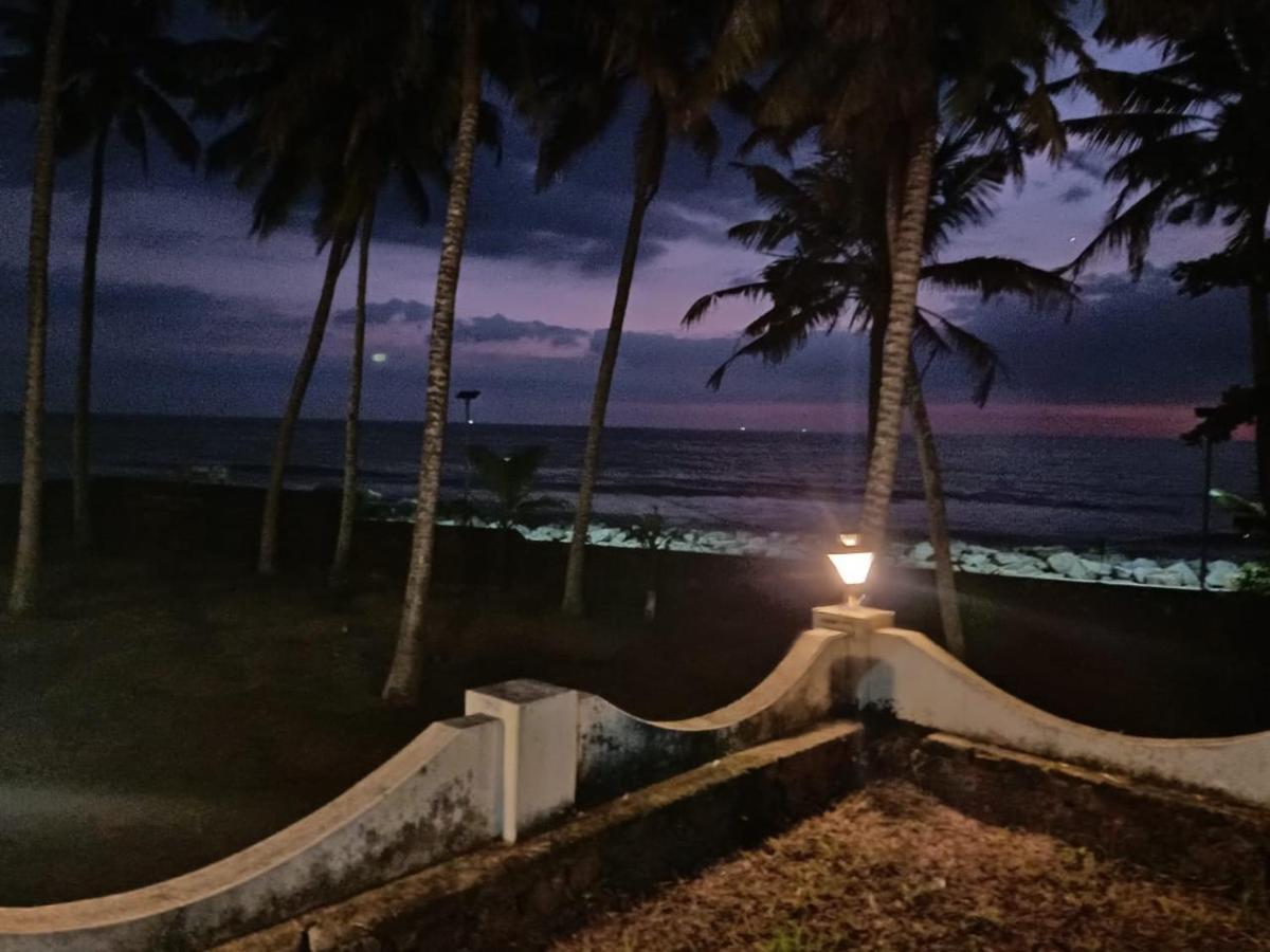 Vila Vibes Beach House Varkala Exteriér fotografie
