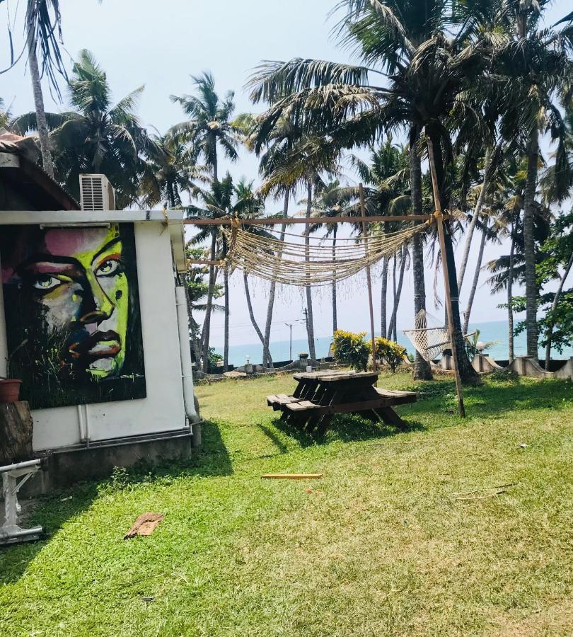 Vila Vibes Beach House Varkala Exteriér fotografie