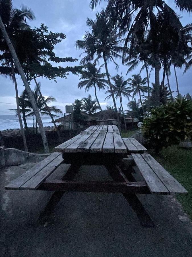 Vila Vibes Beach House Varkala Exteriér fotografie